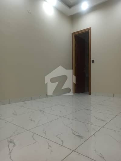 900 Sq Ft Brand New 3 Bed Lounge West Open Corner Flat Available For Sale
