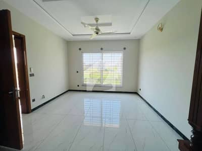 6 Marla Brand New House For Sale