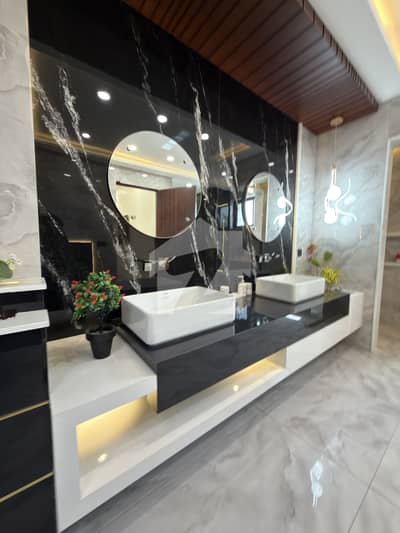 20 Marla Luxury House for Sale in DHA Multan | 6 Bed Beautiful Home