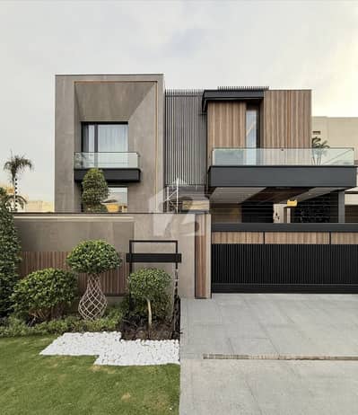 Upper Portion In DHA Defence Phase 2 Sized 20 Marla Is Available