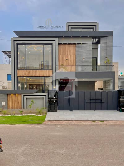 Prime Location - Near Theam Park Community Centre And Main Commercial Market Royal Orchard Multan House For Sale Prime Location - Near Theam Park Community Centre And Main Commercial Market Royal Orchard Multan House For Sale