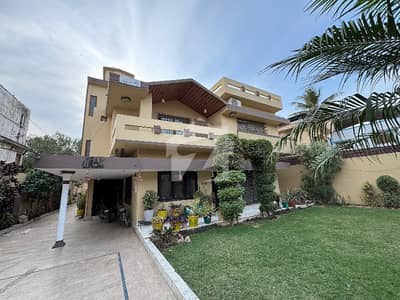 نارتھ ناظم آباد ۔ بلاک بی نارتھ ناظم آباد,کراچی میں 7 کمروں کا 1 کنال مکان 9.3 کروڑ میں برائے فروخت۔ نارتھ ناظم آباد ۔ بلاک بی نارتھ ناظم آباد,کراچی میں 7 کمروں کا 1 کنال مکان 9.3 کروڑ میں برائے فروخت۔