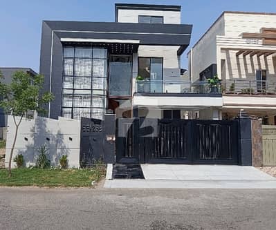 Fair-Priced On Excellent Location 10 Marla House Available In Citi Housing Society
