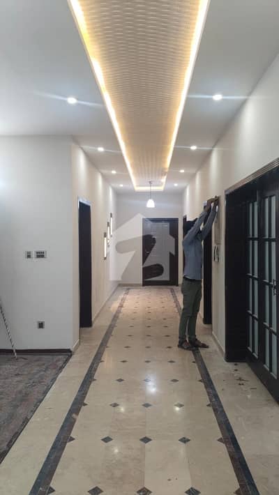 1 Kanal Full House Available For Rent in B17