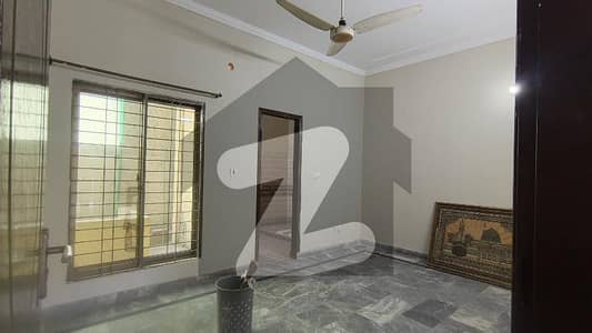 05 MARLA UPPER PORTION WITH GARAGE FOR RENT IN JOHAR TOWN LAHORE