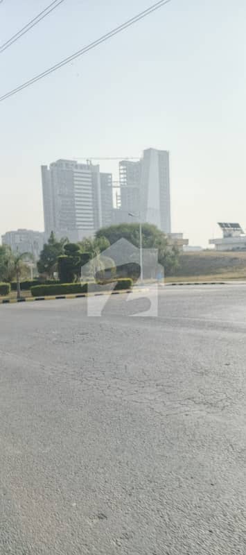 ایم پی سی ایچ ایس ۔ بلاک ایف ایم پی سی ایچ ایس ۔ ملٹی گارڈنز,بی ۔ 17,اسلام آباد میں 8 مرلہ رہائشی پلاٹ 1.5 کروڑ میں برائے فروخت۔ ایم پی سی ایچ ایس ۔ بلاک ایف ایم پی سی ایچ ایس ۔ ملٹی گارڈنز,بی ۔ 17,اسلام آباد میں 8 مرلہ رہائشی پلاٹ 1.5 کروڑ میں برائے فروخت۔
