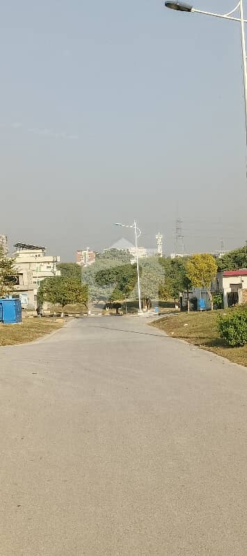 ایم پی سی ایچ ایس - بلاک ڈی ایم پی سی ایچ ایس ۔ ملٹی گارڈنز,بی ۔ 17,اسلام آباد میں 10 مرلہ رہائشی پلاٹ 1.45 کروڑ میں برائے فروخت۔ ایم پی سی ایچ ایس - بلاک ڈی ایم پی سی ایچ ایس ۔ ملٹی گارڈنز,بی ۔ 17,اسلام آباد میں 10 مرلہ رہائشی پلاٹ 1.45 کروڑ میں برائے فروخت۔