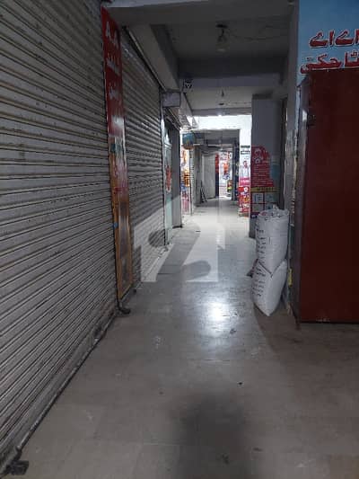 کے این گوہر گرین سٹی کراچی میں 1 مرلہ دکان 52.0 لاکھ میں برائے فروخت۔