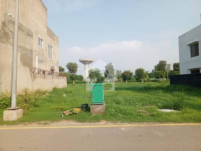 Prime Location 10 Marla Residential Plot For Sale In New Lahore City - Phase 4 Lahore In Only Rs. 2500000