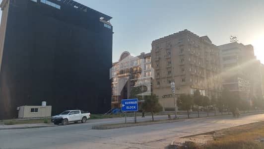 ٹاپ سٹی 1 اسلام آباد میں 1 کنال کمرشل پلاٹ 28.0 کروڑ میں برائے فروخت۔
