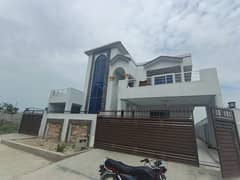 Get A 4500 Square Feet House For Sale In F-15/2