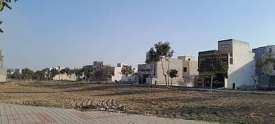 Prime Location 5 Marla Residential Plot Is Available In New Lahore City - Phase 3 All Paid Possession Plot