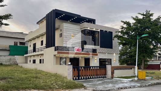 بحریہ ٹاؤن فیز 8 ۔ ایڈن لیک ویو بلاک بحریہ ٹاؤن فیز 8,بحریہ ٹاؤن راولپنڈی,راولپنڈی میں 5 کمروں کا 10 مرلہ مکان 5.2 کروڑ میں برائے فروخت۔