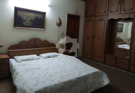 10 MARLA DOUBLE STOREY NEAT AND CLEAN HOUSE IS AVAILABLE FOR SALE 10 MARLA DOUBLE STOREY NEAT AND CLEAN HOUSE IS AVAILABLE FOR SALE