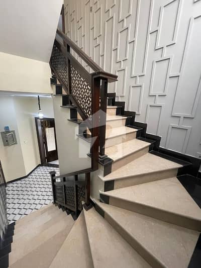 10 Marla Modern House Available For Sale In Bahria Enclave Islamabad.
