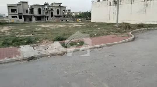 Prime 10 Marla Plot for Sale | Ideal  Location | Best Investment Opportunity