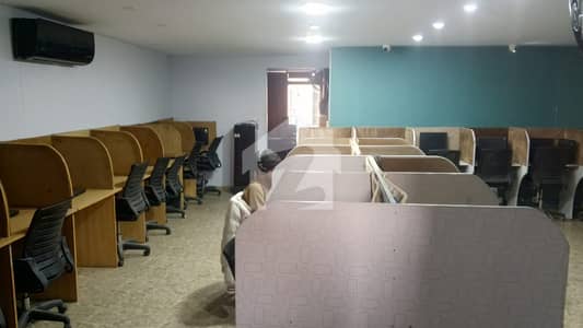 کیولری گراؤنڈ لاہور میں 6 مرلہ دفتر 1.15 لاکھ میں کرایہ پر دستیاب ہے۔ کیولری گراؤنڈ لاہور میں 6 مرلہ دفتر 1.15 لاکھ میں کرایہ پر دستیاب ہے۔