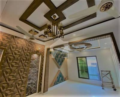 Hot Deal 10 Marla House For Sale Ghalib Market A1 Block, Heart Of Gulberg Hot Deal 10 Marla House For Sale Ghalib Market A1 Block, Heart Of Gulberg