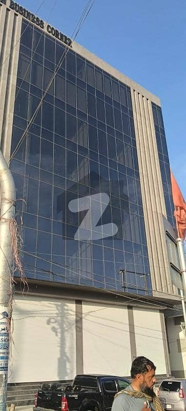 خالد بِن ولید روڈ کراچی میں 3 مرلہ Studio عمارت 2.0 کروڑ میں برائے فروخت۔