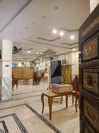 1 Kanal Building for Sale at Ideal main Location of Azadi Chowk opposite to Minar e Pakistan