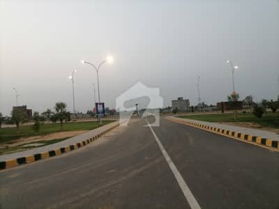 Ideal Commercial Plot Is Available For Sale In Pine Avenue