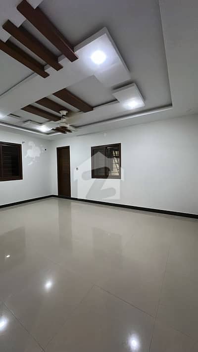 ULTRA MODREN DESIGNED 400 YARD HOUSE GULSHAN-E-IQBAL BLOCK 6