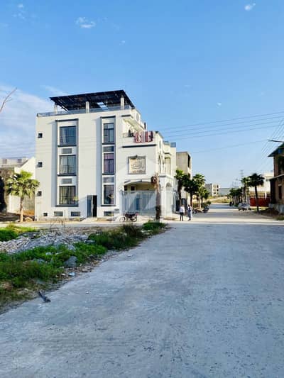Corner 4 Marla Commercial Plot On Investor Rate In Executive BlyOf Zamar Valley