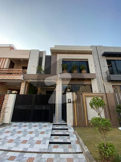 5 Marla Modern Quality Construction House Available for Sale !