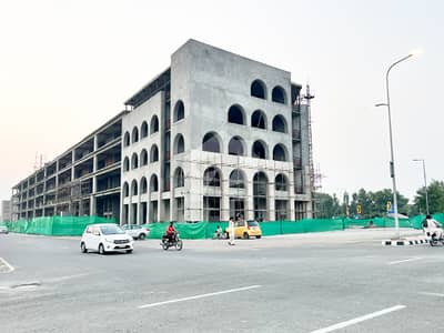 8-Marla Commercial Floor Facing Ring Road Available For Rent In Lake City