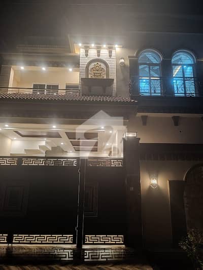 جیون سٹی۔ فیز 5 جیون سٹی ہاؤسنگ سکیم,ساہیوال میں 5 کمروں کا 5 مرلہ مکان 1.7 کروڑ میں برائے فروخت۔