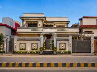 Main Road House For Sale