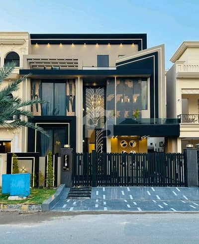 سٹی ہاؤسنگ سوسائٹی گوجرانوالہ میں 5 کمروں کا 10 مرلہ مکان 5.25 کروڑ میں برائے فروخت۔ سٹی ہاؤسنگ سوسائٹی گوجرانوالہ میں 5 کمروں کا 10 مرلہ مکان 5.25 کروڑ میں برائے فروخت۔