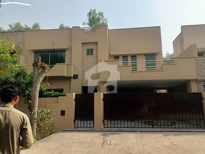 10 MARLA 3 BEDROOM HOUSE AVAILABLE FOR SALE Askari 11 - Sector A, Askari 11, Askari, Lahore, Punjab