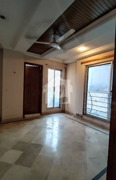2 Bed Unfurnished Flat Available For Rent In E-11/3 Multi .