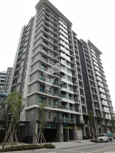 SB AVAILABLE FOR SALE NEAR JINNAH AVENUE
