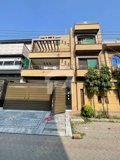 10-Marla Brand New House For Sale 10-Marla Brand New House For Sale