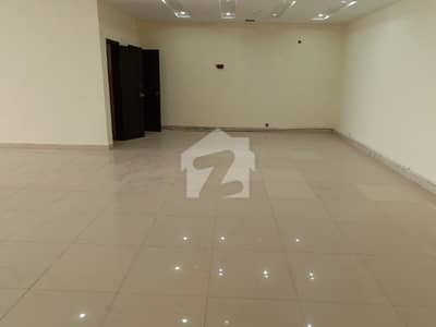 8 Marla 4th Floor office for Rent in DHA phase 5 Block B - Elevator & spacious parking