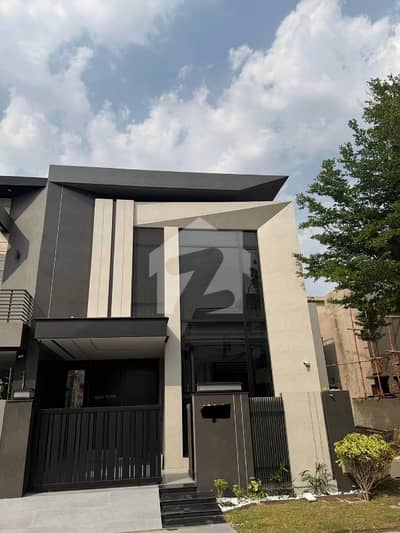 5MARLA FULL HOUSE AVAILABLE FOR RENT PHASE 3