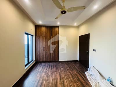 5 Marla House For Rent In Lake City Meadows