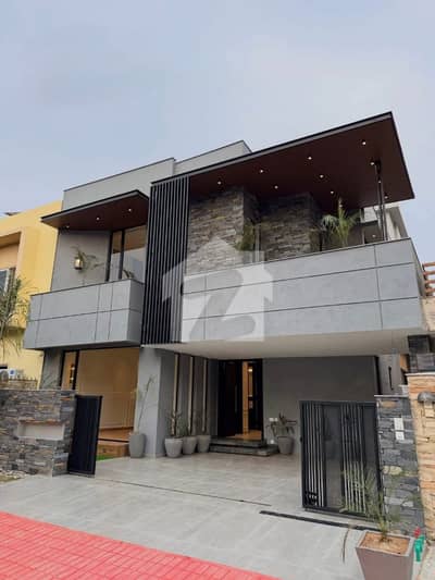 1 Kanal Brand New Luxury House Available For Rent In Phase 8