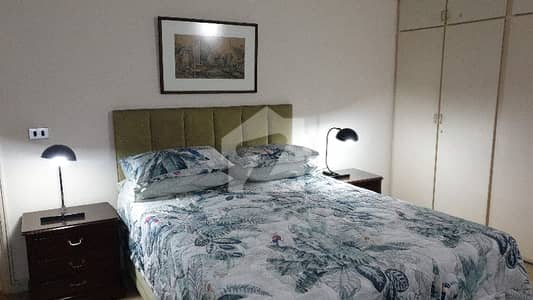 Clifton Apartment 1/2/3 Bed Fully Serviced Furnished Designer Furniture Squash Court Swimming Pool Sauna Gym. Lobby New Baths Kitchen Security Cameras Surveillance