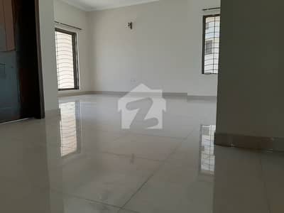 One Kanal House Of Paf Falcon Complex Near Kalma Chowk And Gulberg III Lahore Available For Rent