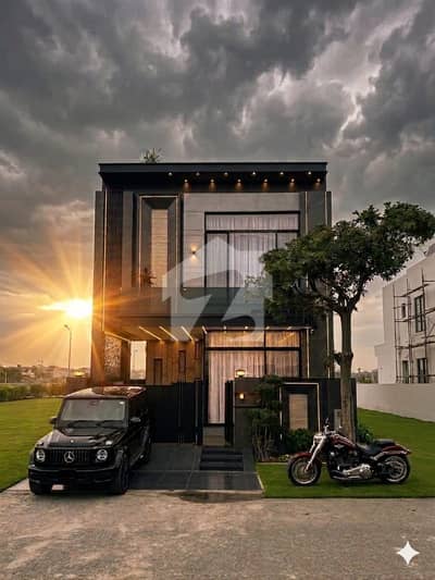 A Beautifully Crafted 5 Marla Modern House is Available for Sale in DHA Phase 9 Town