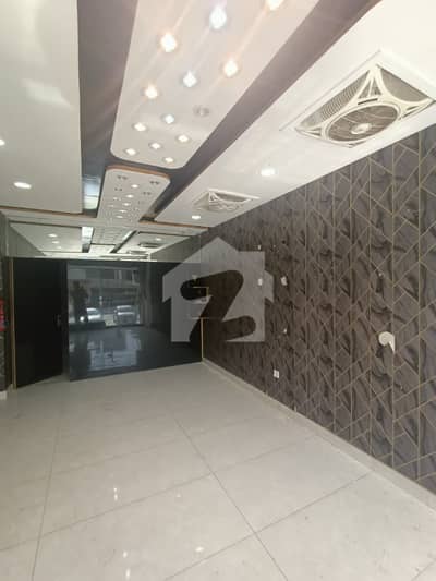 بحریہ ٹاؤن سیکٹر ای بحریہ ٹاؤن,لاہور میں 2 مرلہ Studio دکان 56.0 ہزار میں کرایہ پر دستیاب ہے۔ بحریہ ٹاؤن سیکٹر ای بحریہ ٹاؤن,لاہور میں 2 مرلہ Studio دکان 56.0 ہزار میں کرایہ پر دستیاب ہے۔