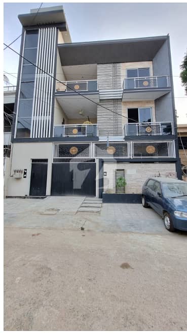4 BED DD ( BRAND NEW ) 2ND PORTION WITH ROOF FOR SALE IN GULSHAN-E-IQBAL 13D