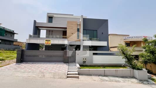 1 KANAL BRAND NEW DOUBLE UNIT HOUSE FOR SALE | 7 BEDROOMS | NEAR TO IMARAT MALL 1 KANAL BRAND NEW DOUBLE UNIT HOUSE FOR SALE | 7 BEDROOMS | NEAR TO IMARAT MALL