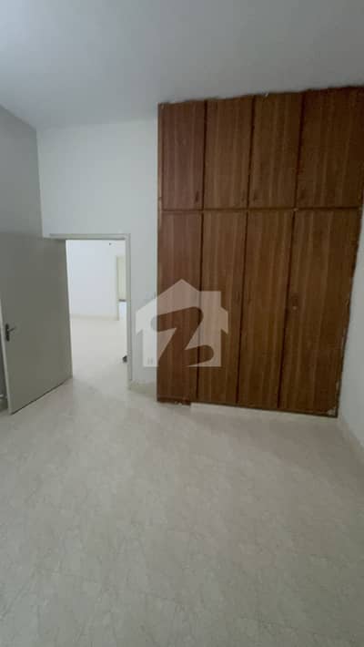3 Bedrooms 2 Bath 1st Floor for Rent Opposite Macdonald