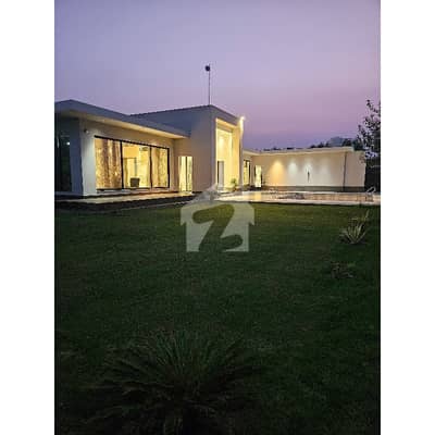 بیدیاں روڈ لاہور میں 2 کمروں کا 8 کنال فارم ہاؤس 12.0 کروڑ میں برائے فروخت۔