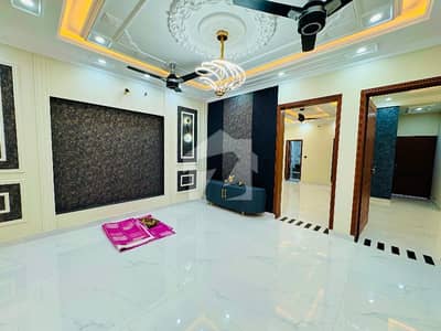 7.5 Marla House Available For Rent In Central Park Lahore