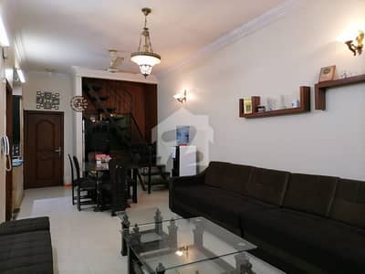 نارتھ ناظم آباد ۔ بلاک جے نارتھ ناظم آباد,کراچی میں 3 کمروں کا 18 مرلہ مکان 1.75 لاکھ میں کرایہ پر دستیاب ہے۔